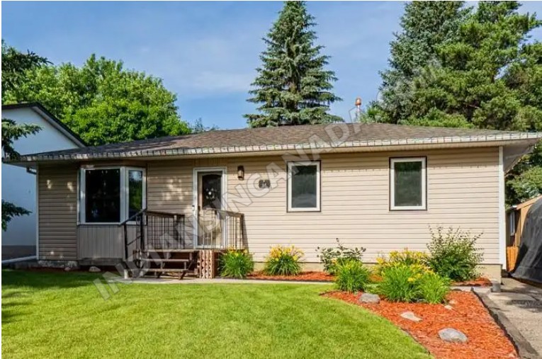 5-Bedroom Bungalow for Sale in Brandon, Manitoba – 68 Canada Crescent