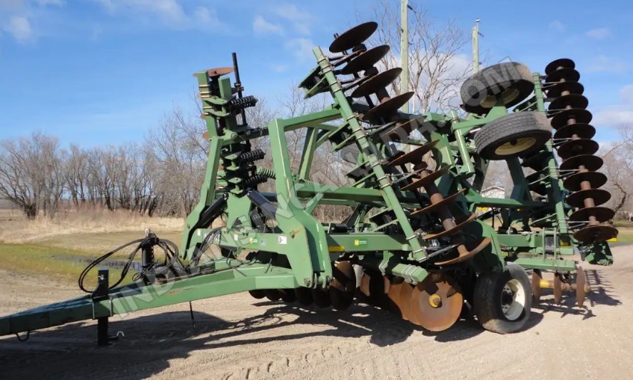 2010 Wishek 862LNT 34' Disc Harrow – Hydraulic Leveling, Excellent Condition