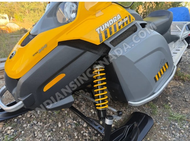 Ski-Doo Tundra 300F Snowmobile – Excellent Condition – Electric Start & Reverse