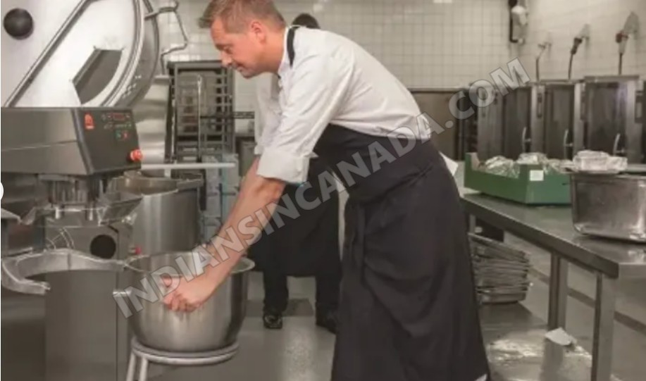 Experienced Bakery Mixer Wanted – Full-Time Position in Toronto