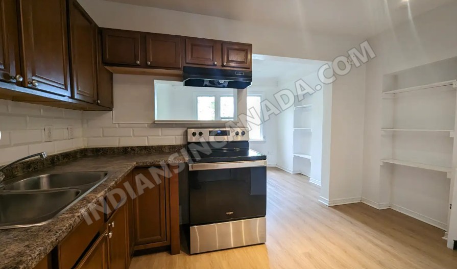 All-Inclusive Bachelor Apartment for Rent – 136 Weber Street