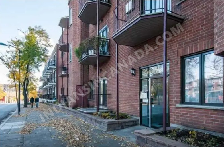 Furnished Room for Rent – Downtown Montreal